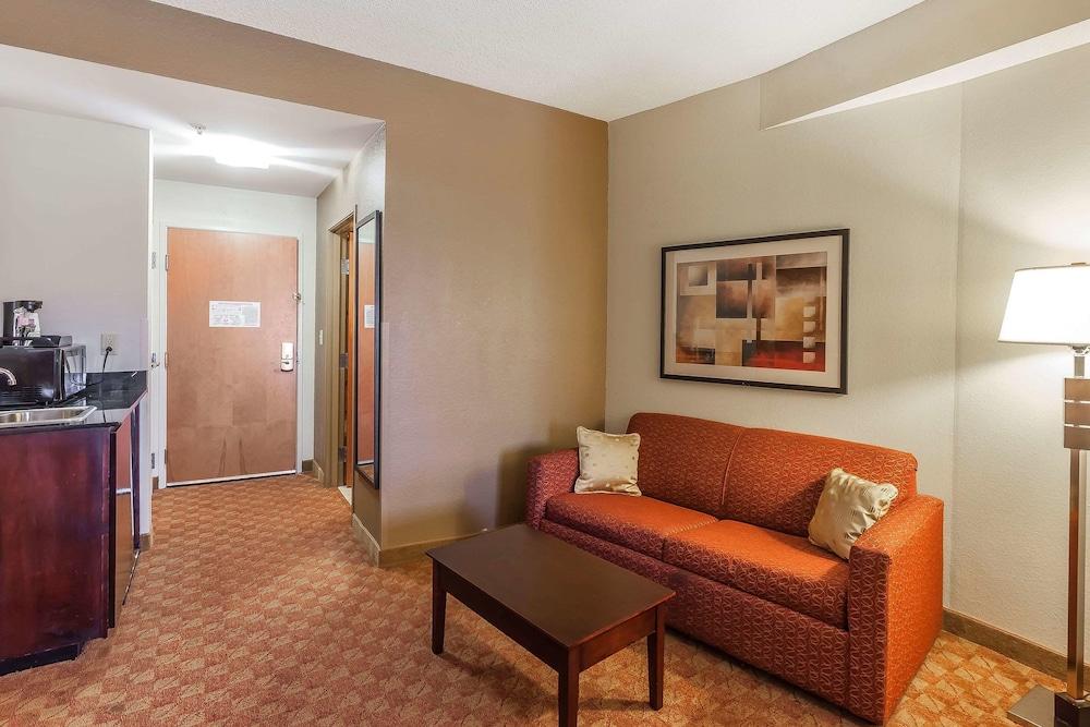 Comfort Suites Suffolk - Chesapeake Exteriér fotografie
